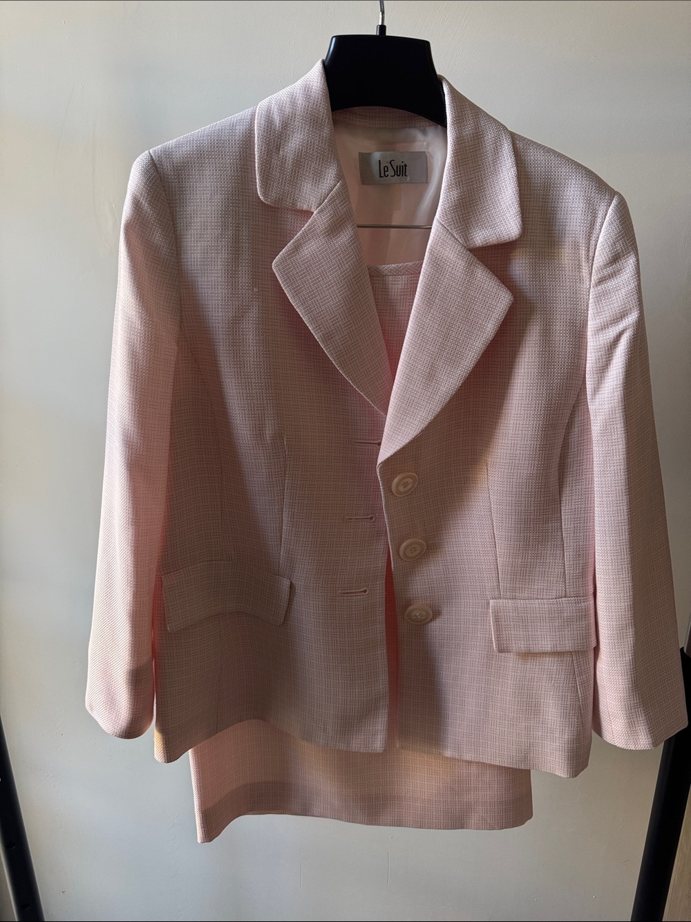 Le Suit Pink Textured Women's Suit- Jacket and Skirt